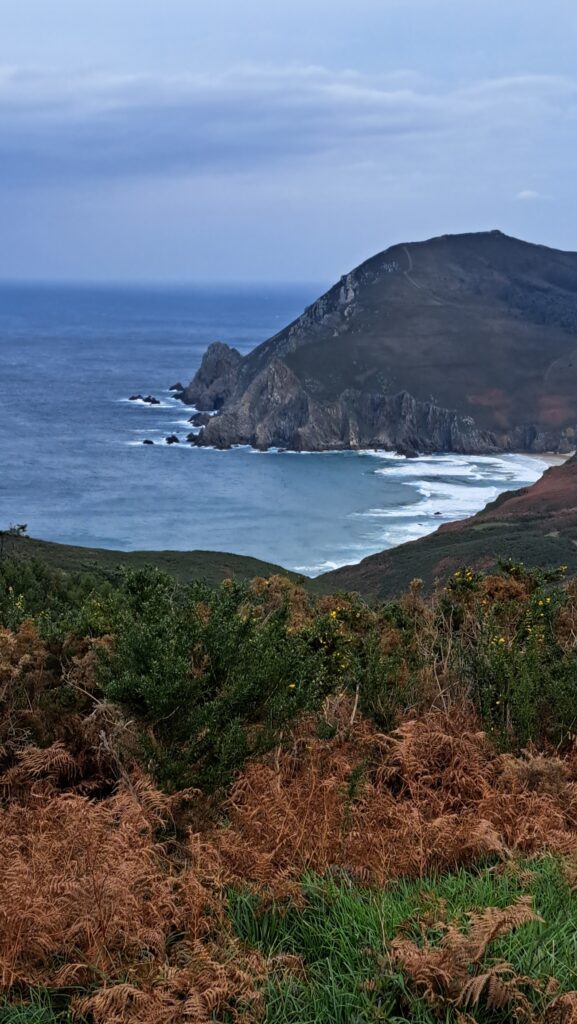 Wandeling Pena Molexa megalithische monument aan de kust van Galicië